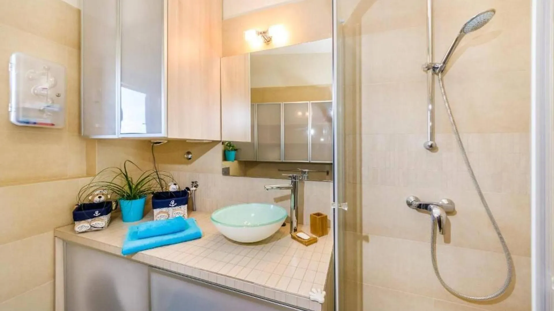 Aquamarine Deluxe Penthouse 0*, Petrcane Croatia