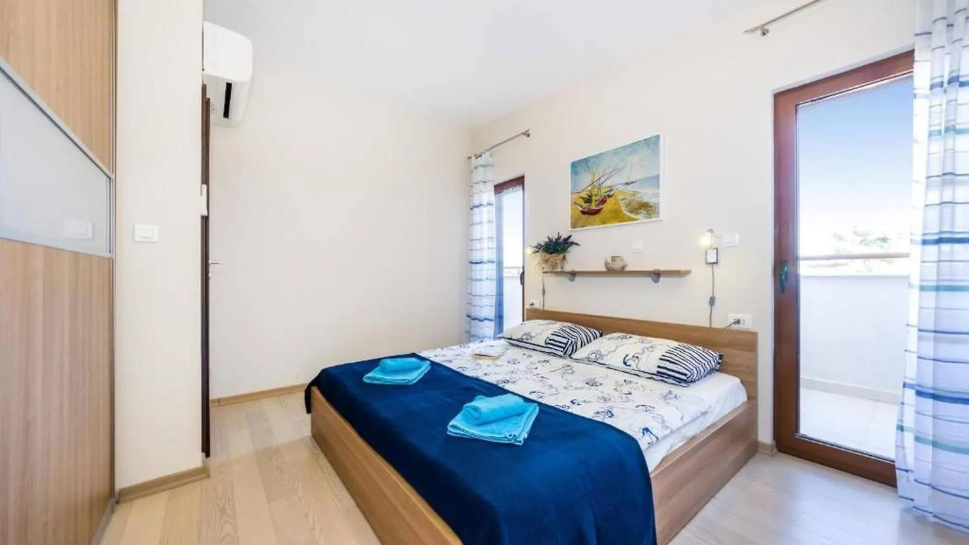 Aquamarine Deluxe Penthouse 0*, Petrcane Croatia